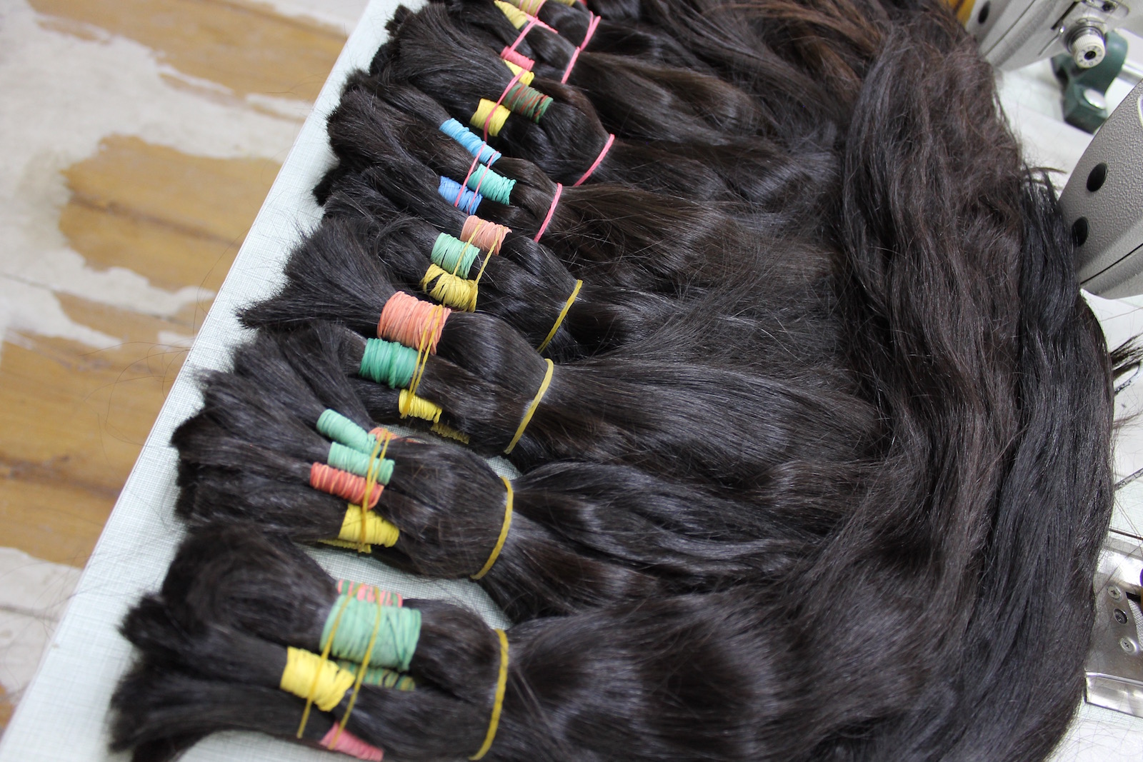 индийские волосы для наращивания. волосы оптом. наращивание волос. супра платиновый блонд. срезы волос для наращивания.