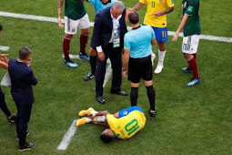 Neymar Sudah 14 Menit 'Akting' Terkapar di Piala Dunia 2018