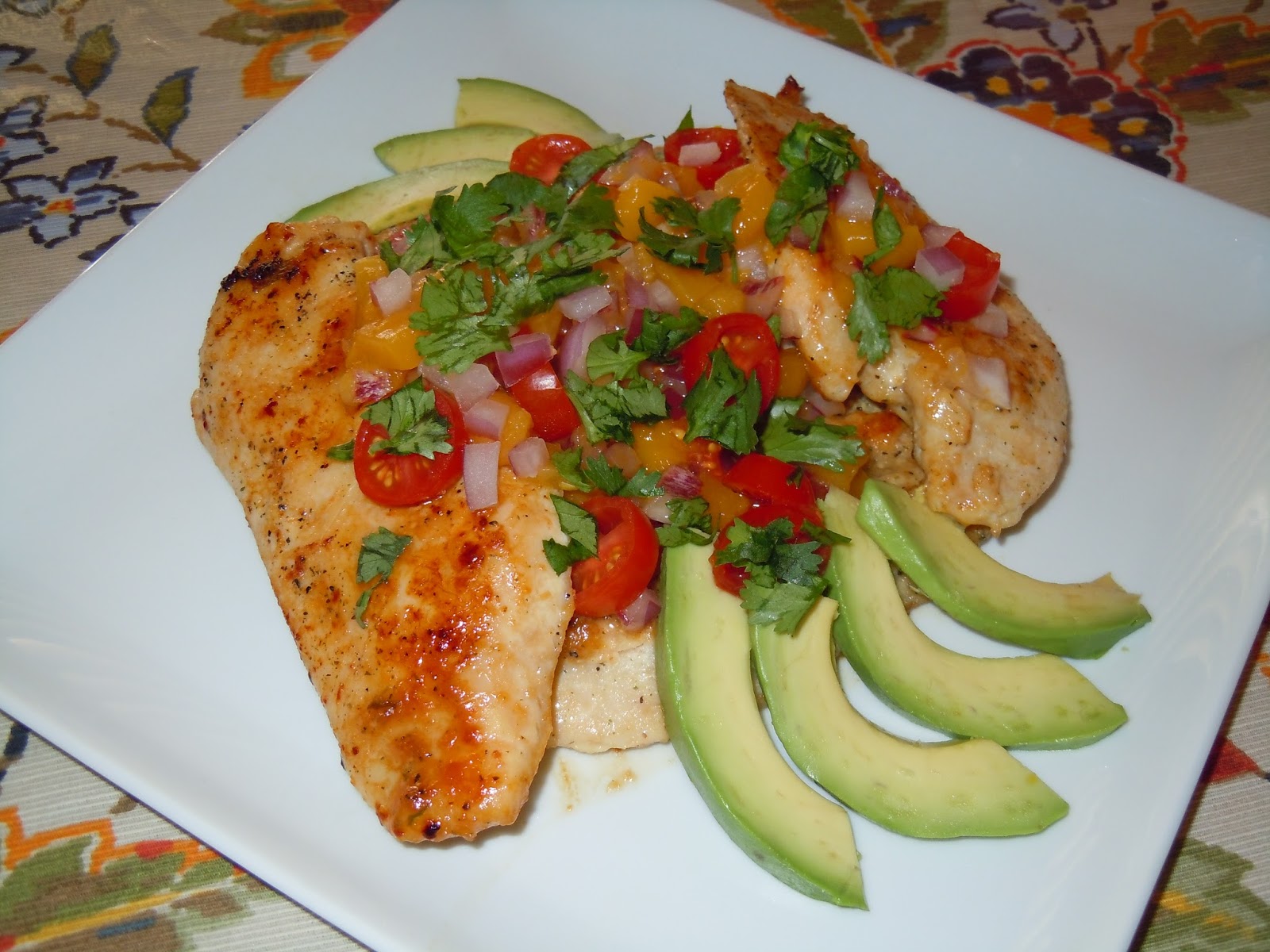 My Cuban Traumas: Mango Salsa Chicken