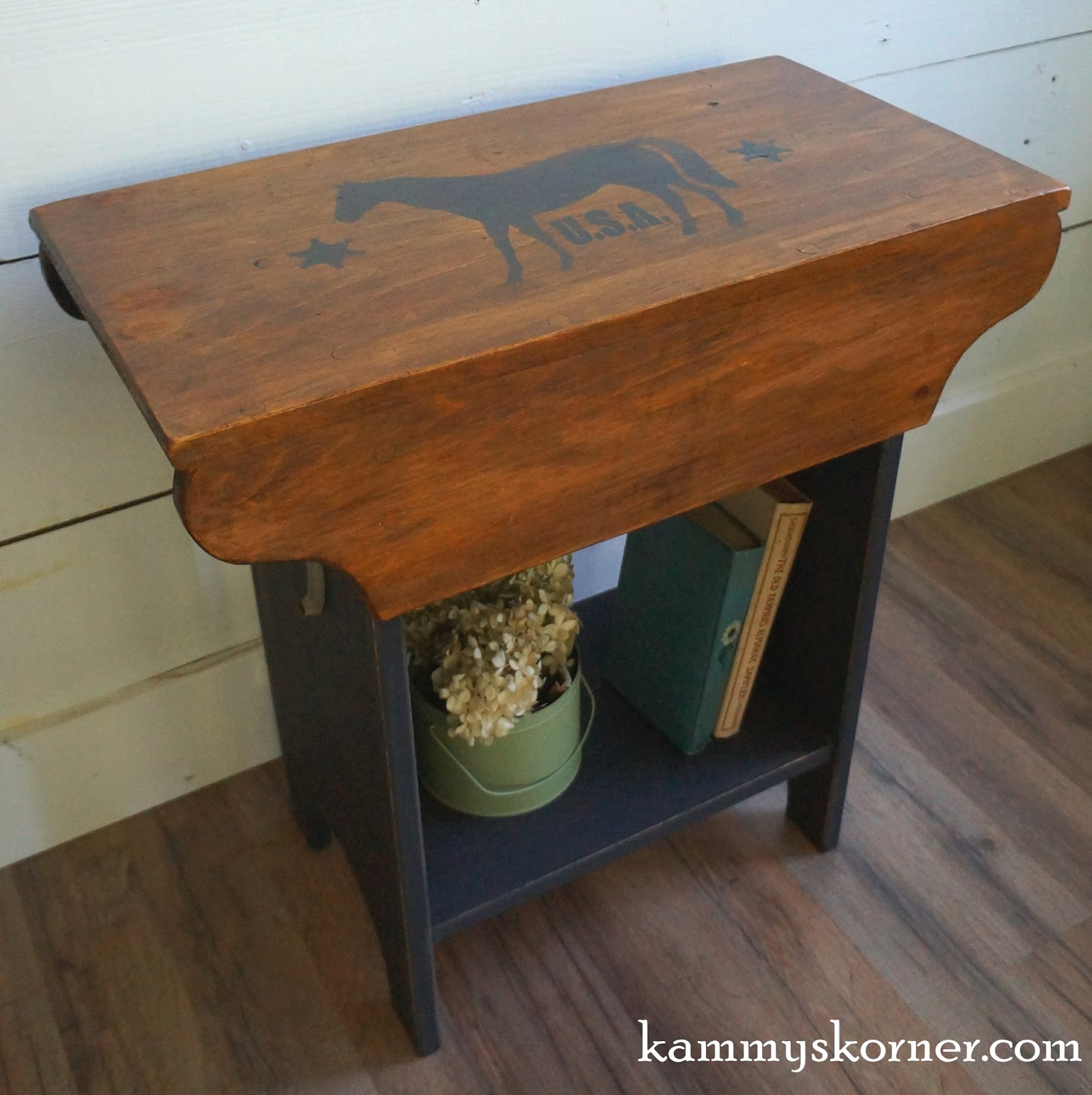 Kammy's Korner: A Rustic Little Table For The Horse Lover