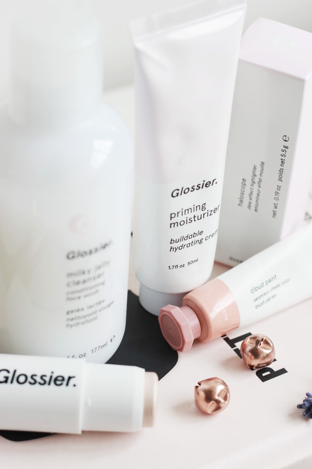 glossier priming moisturizer retinol