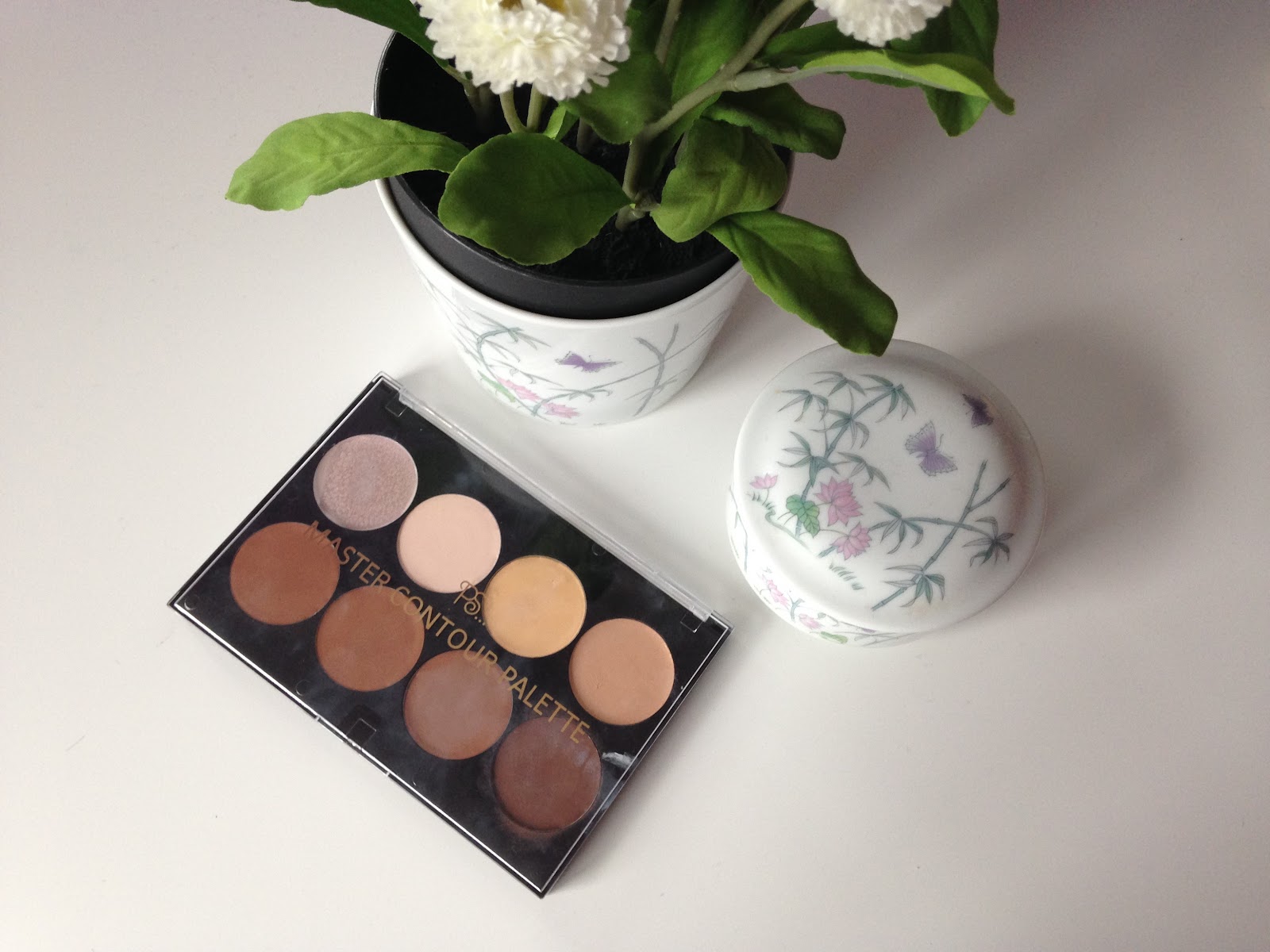 Primark Master Contour Palette Review Taylas Beauty Talk