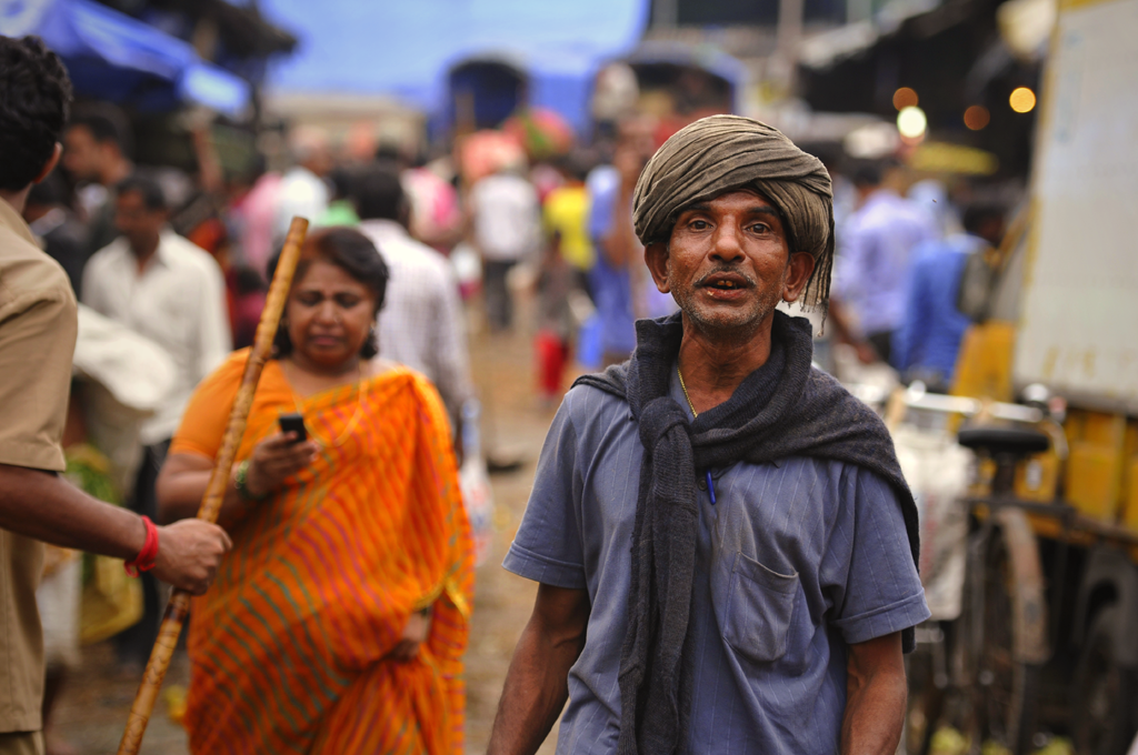 Picture of an Indian man in the Byculla area of Mumbai in India.