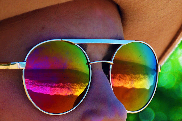 sea reflected in sunglasses round rainbow boho sunglasses tumblr sea reflected in sunglasses round rainbow boho sunglasses tumblr
