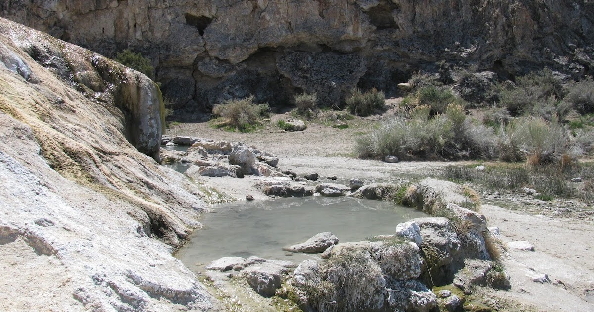 Weekend Wanderluster Travertine Hot Springs (Mono County