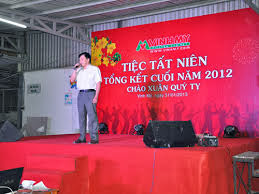 TIỆC TẤT NIÊN