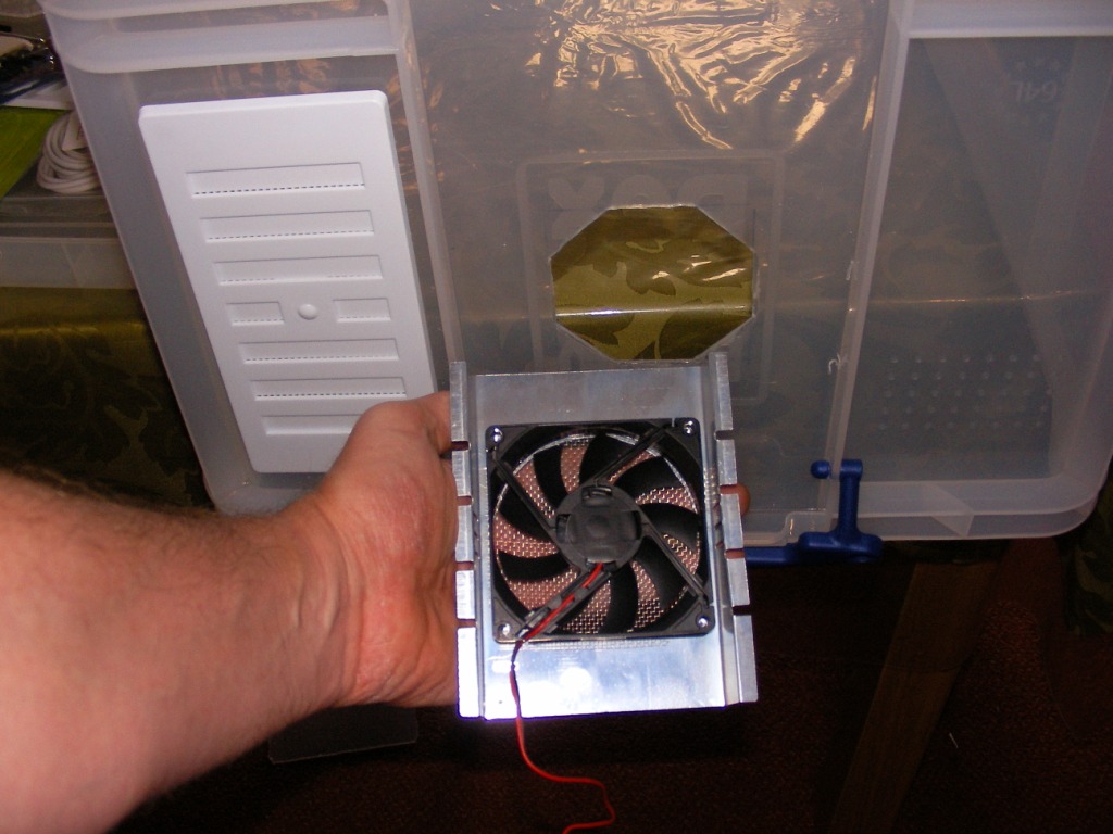 How to make a Biltong Box (Project) Making the biltong box.