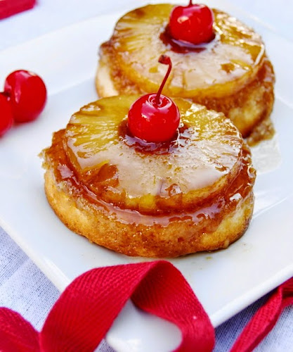 How To Make Pineapple Upside-Down Cupcakes - Food Blog