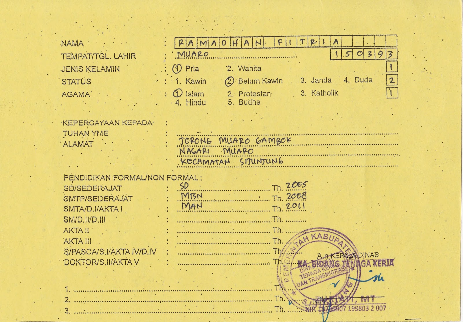 Media Mahasiswa Biologi: Kartu Pencari Kerja / Kartu 