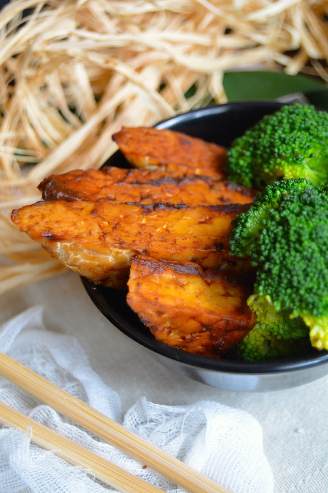 Tempeh laqué à l'orange et épices Rosenoisettes