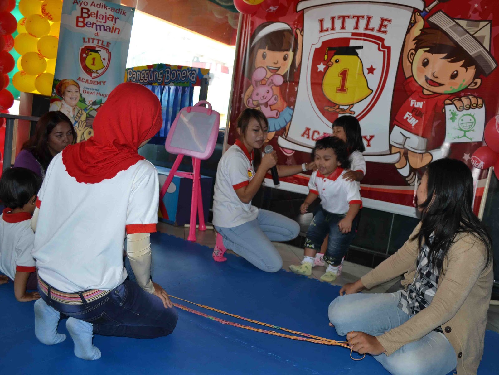 Little 1 Academy Kawi Malang: BERMAIN PERMAINAN TRADISIONAL