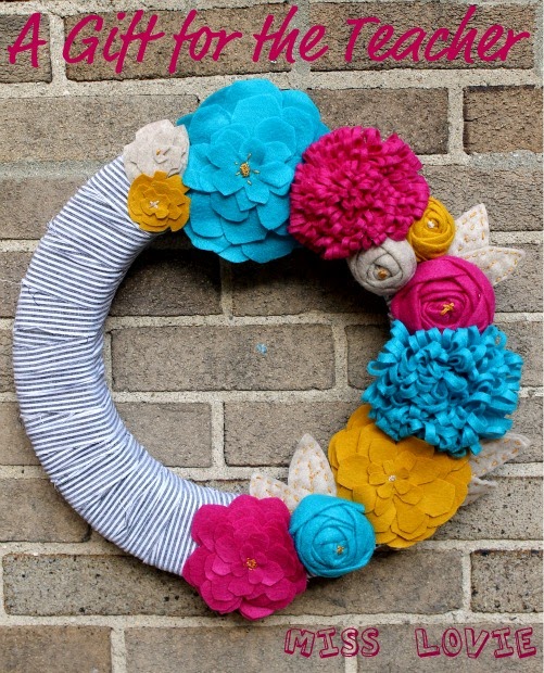 Miss Lovie: A Bright and Happy Wreath for the Classroom