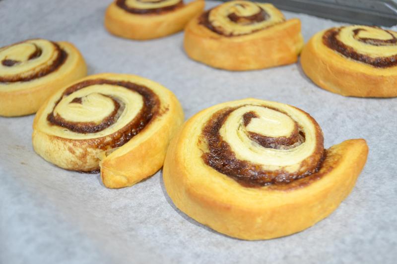 Super easy Cinnamon Swirls lucycole