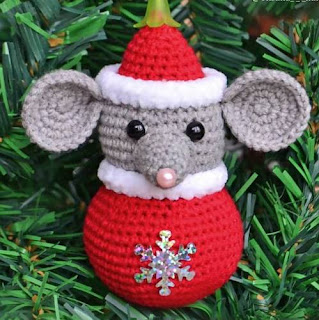 PATRON GRATIS BOLA DE NAVIDAD RATON AMIGURUMI 47609 🐁🎄