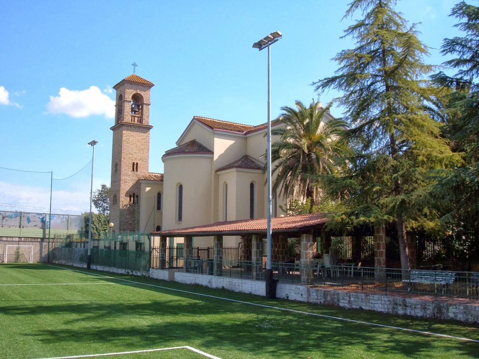 Les Grognards: La chiesa di Santa Maria Immacolata a Grottarossa