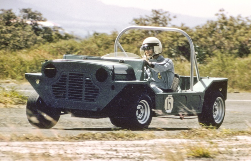 Maximum Mini How a Hawaiian exrental became 'Worlds Quickest Moke'