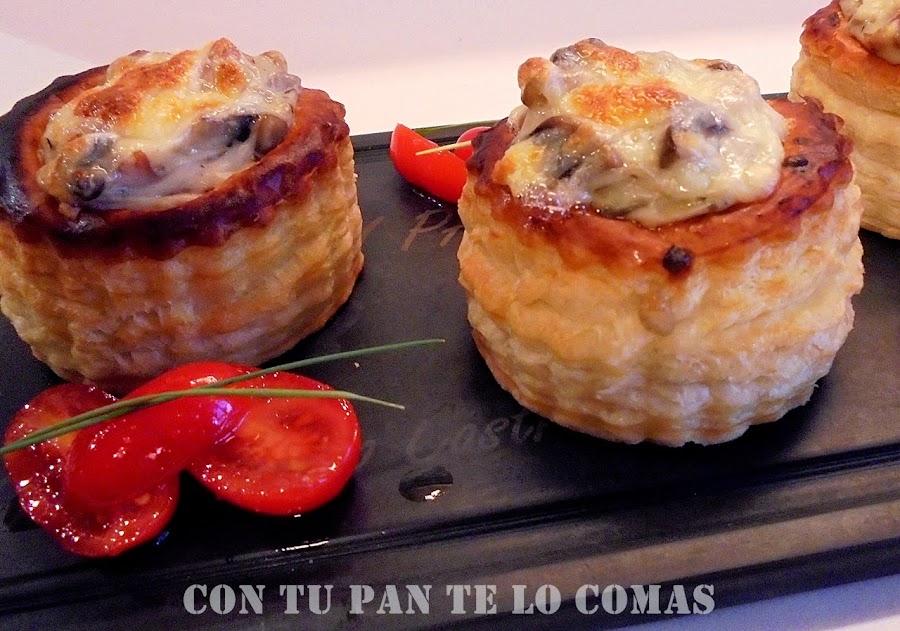 Volovanes rellenos de champiñones