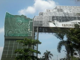 Pemborong Kanopi Besi dan Pagar Malang Kontruksi besi gapura