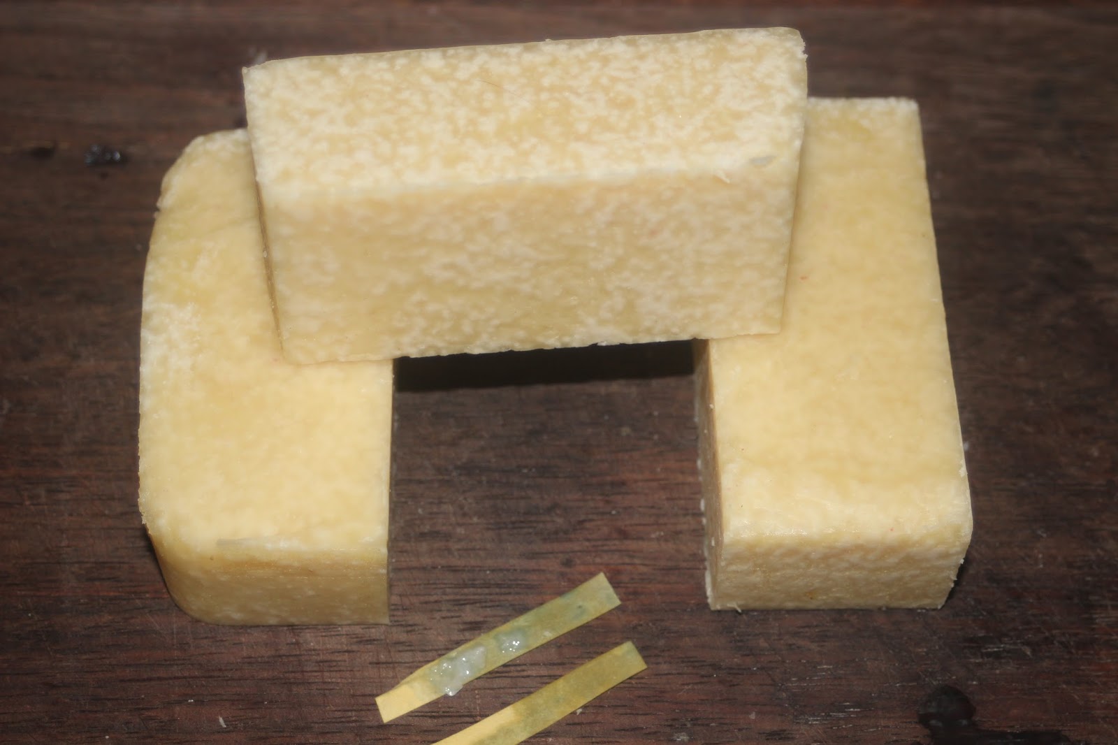 Natural Soap and Home Made Products Potassium Hydroxide Bar Soap