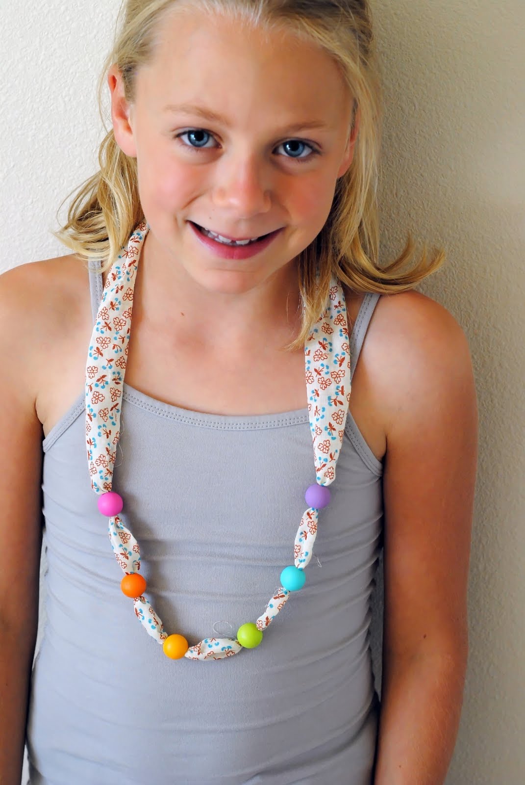 hart + sew | Vintage Baby Clothing: a simple necklace