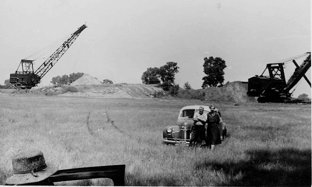 Strip mining in Illinois, 16 July 1941 worldwartwo.filminspector.com