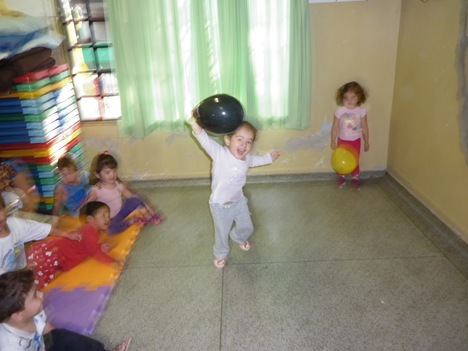 Vivenciando as experiências lúdicas na Educação Infantil: Brincadeira ...