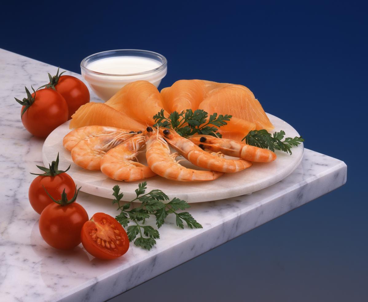 perdita di peso attraverso la dieta di cibi crudim