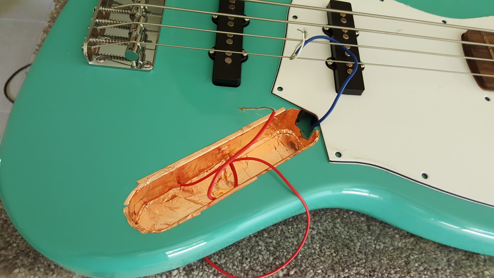 Guitar Kit Builder Jazz Bass Wiring & Assembly