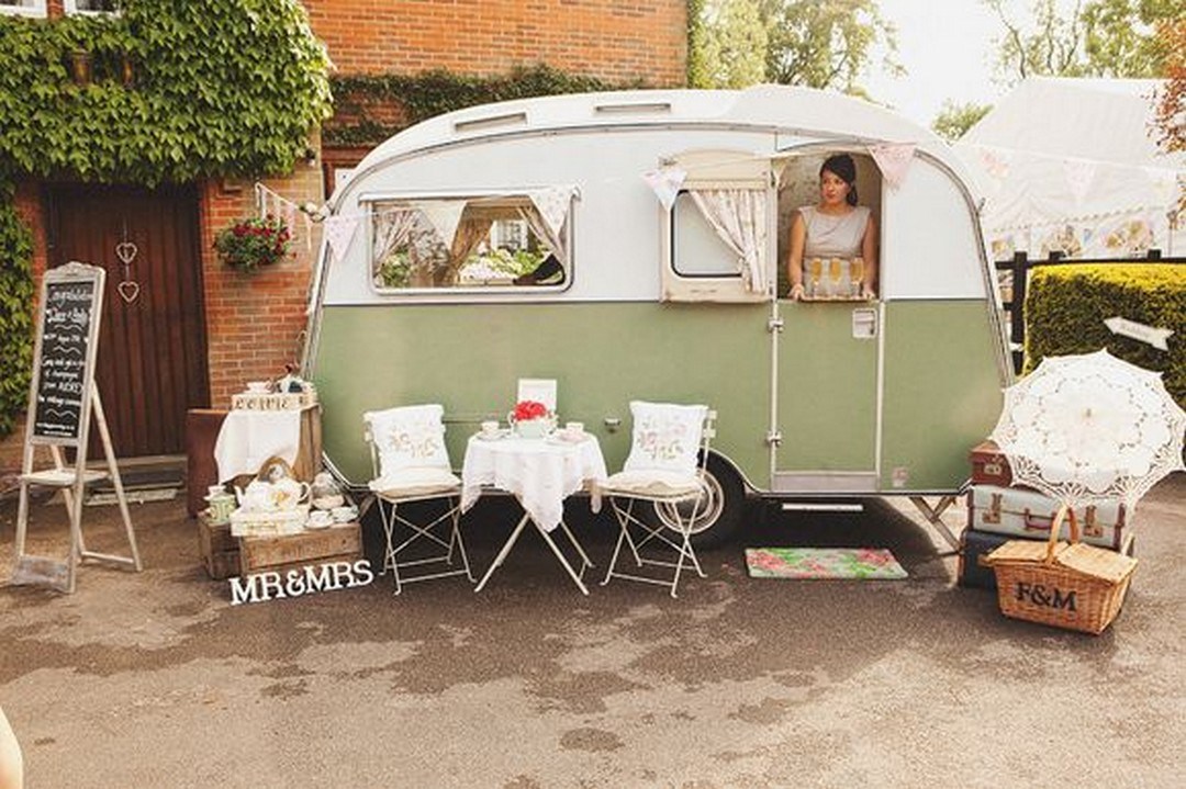Camper Caravan Vintage Постер. Свадьба в стиле кемпинг.