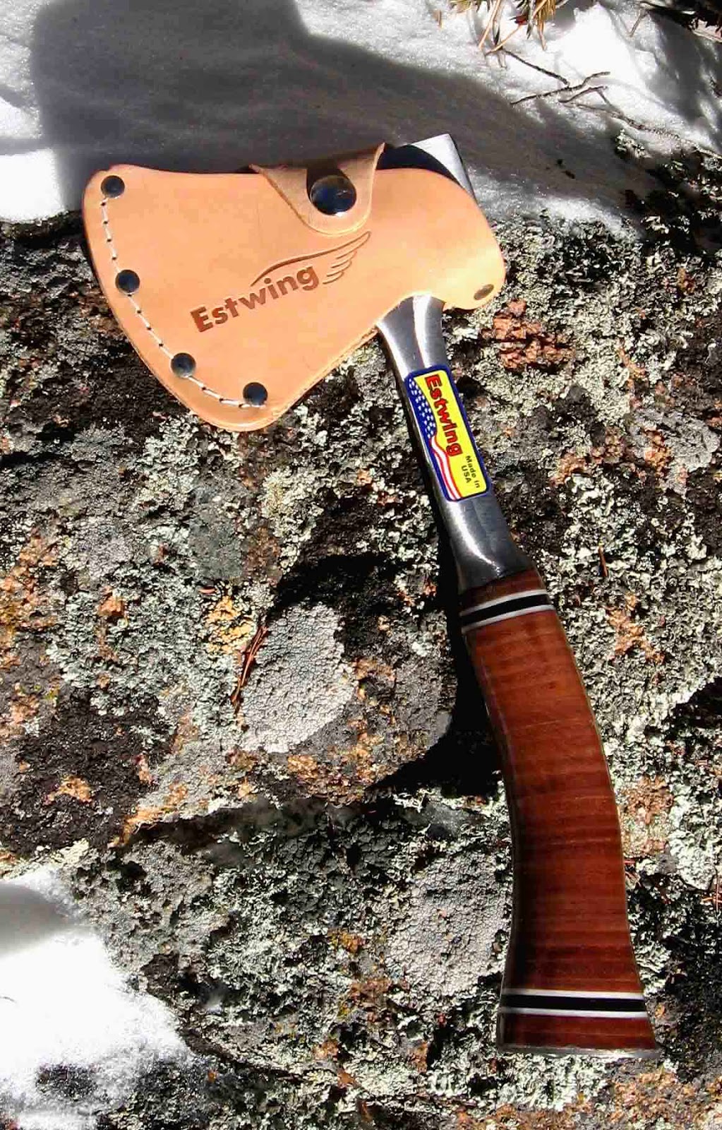 Rocky Mountain Bushcraft Knife vs Hatchet Which is the King of Chopping?