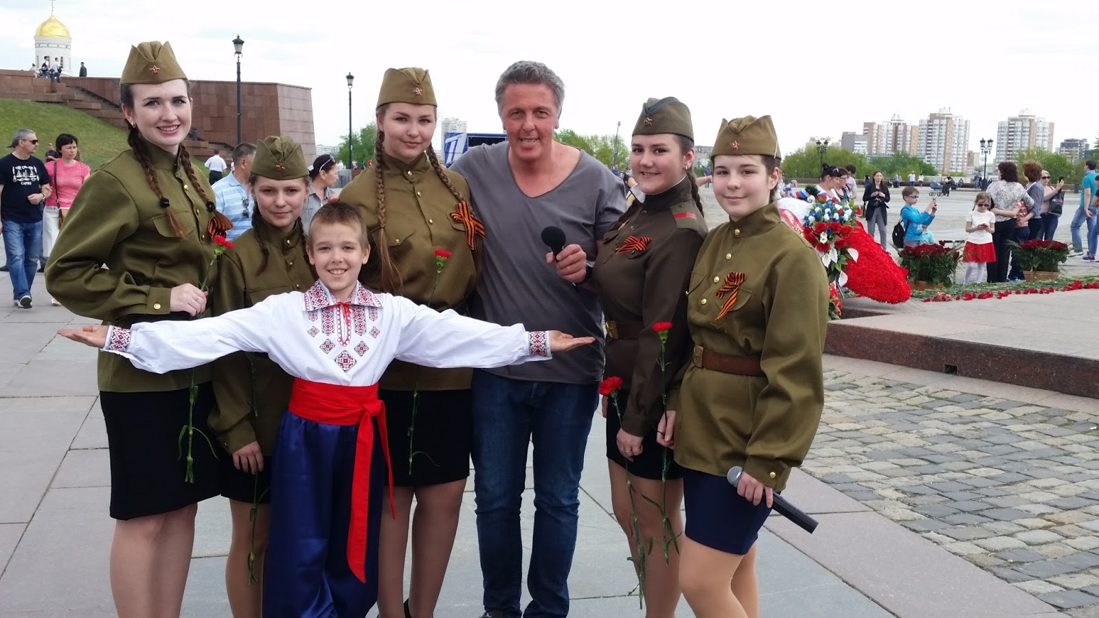 Kostliche Fruhstuckshornchen Mit Rhabarber Vanille Gelee Und Ein