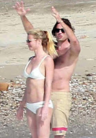 The pretty brunette, Gwyneth Paltrow, 43, has decided to spent quality time with boyfriend, Brad Falchuk, 44, at the shoreline in Mexico on Friday, January 15, 2016 in a white string bikini.