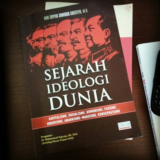 Buku Sejarah Ideologi Dunia PDF  PDF Buku Sejarah