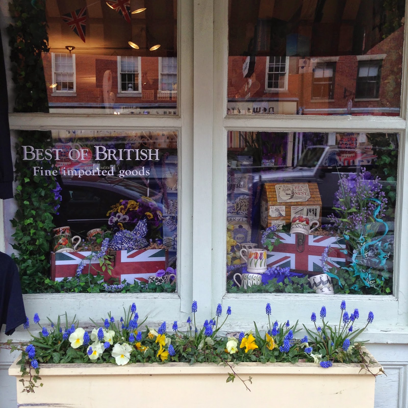 DesignsandEvents Window Boxes of Newburyport