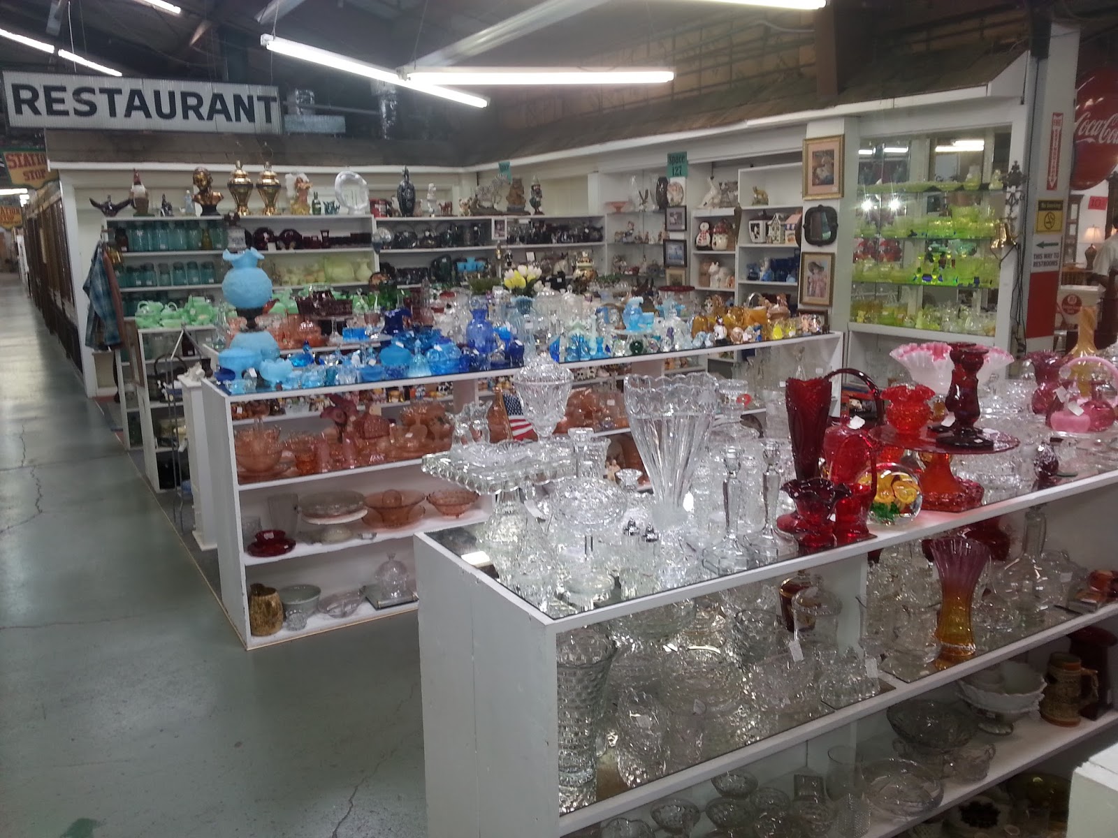 Antique Pottery and Glass Market Hunter Centerville Antique Mall