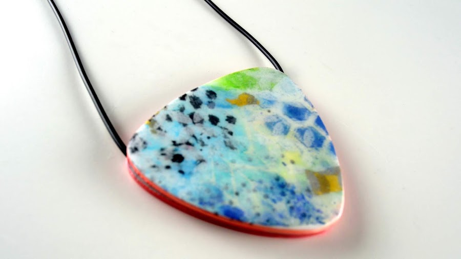 collar mixed media arcilla polimérica