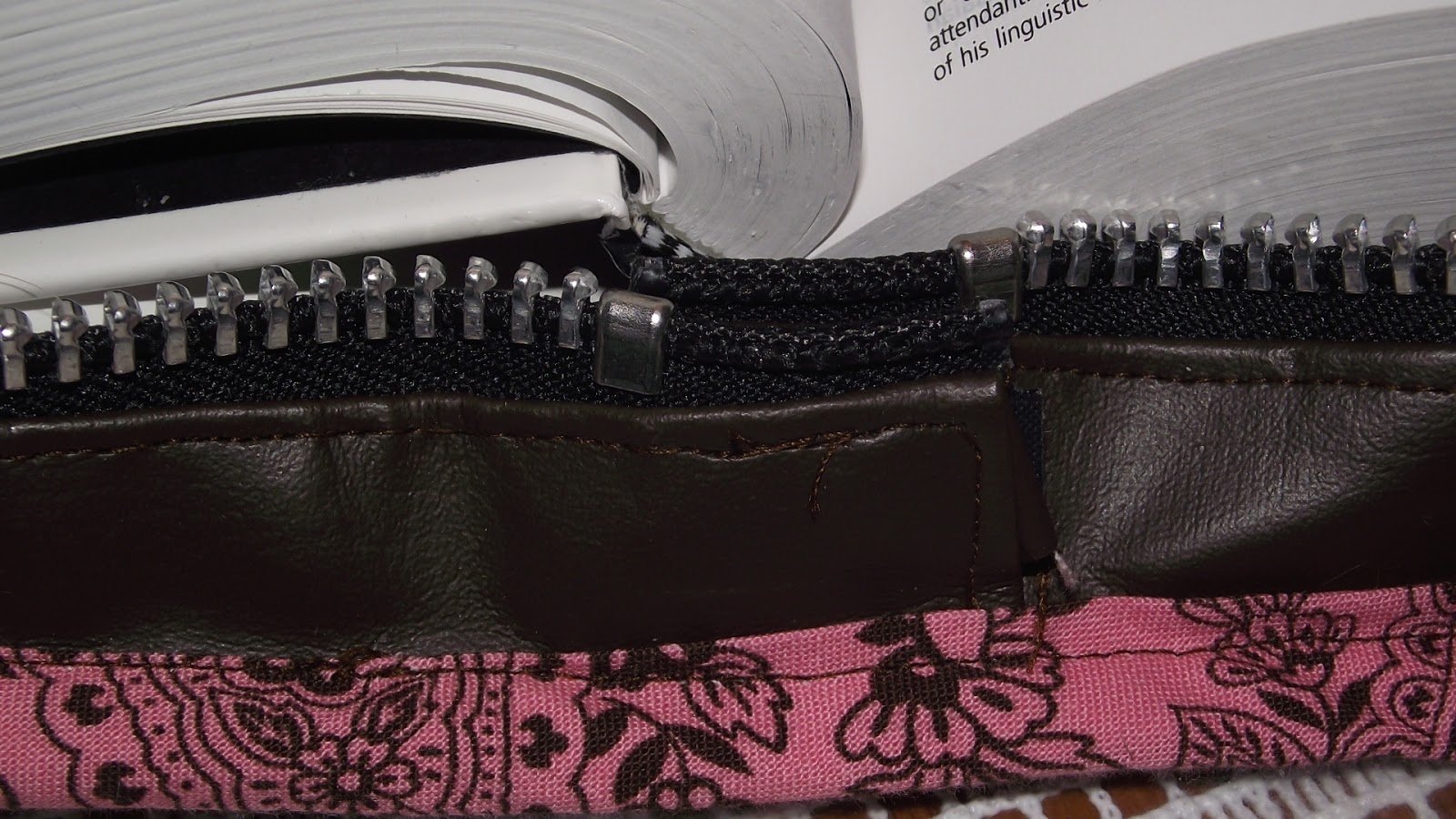 FABulous Home Sewn Zippered Book Cover Tutorial