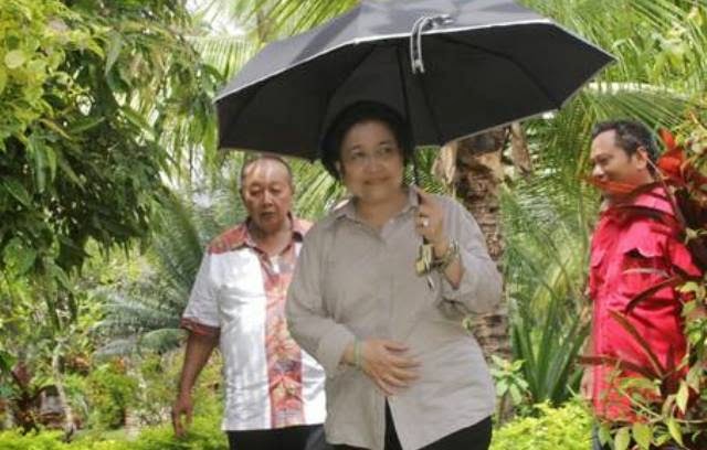 Prabowo Gempur Bali,  Mega Pilih Sambangi Kebun Miliknya