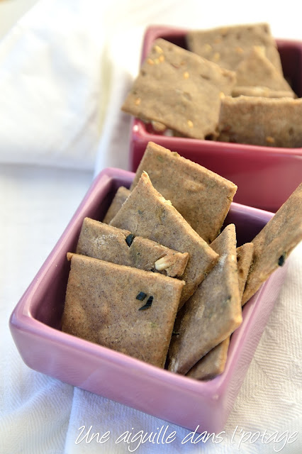 Crackers de sarrasin aux graines de lin ou aux algues (sans gluten)