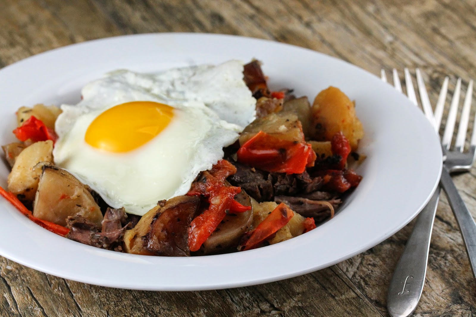 Slow Cooker Overnight Short Rib Breakfast Hash