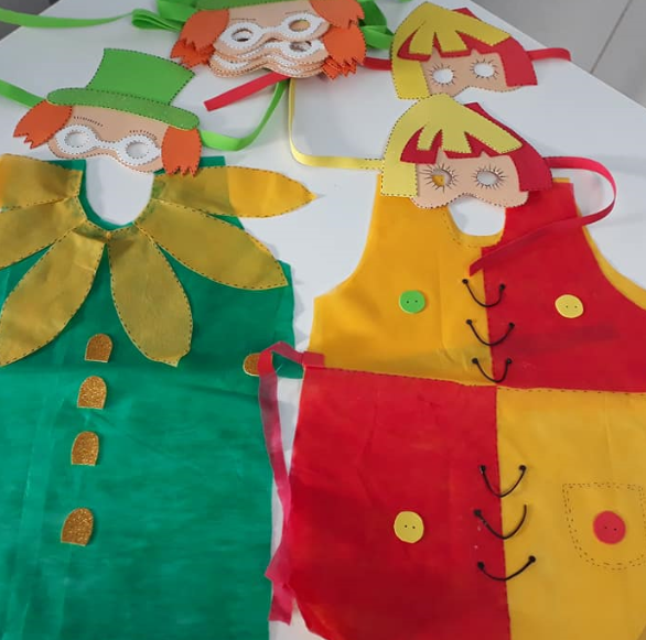 Profª Ivani Ferreira Fantasia Emília e