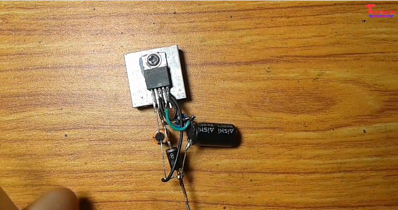 LM2576 ic mobile charger by 12 volt battery with 3 amp high output.