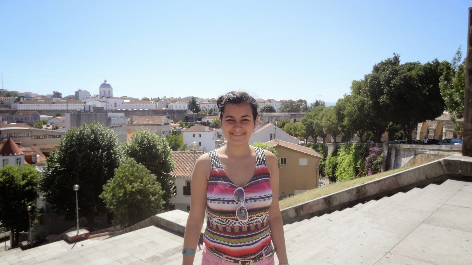 Portuguese travel : Pink Lady-483-universos