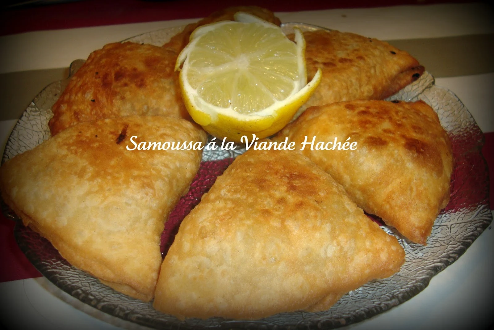 RAYAN DELICES: SAMOUSSA A LA VIANDE HACHÉE