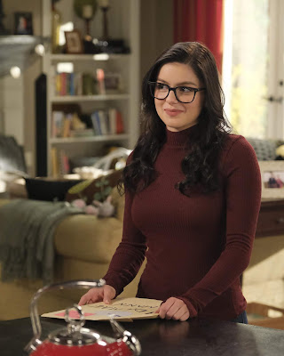 Modern Family Season 11 Ariel Winter Image 2