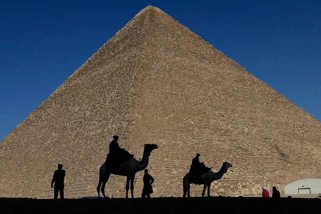 В пирамиде Хеопса нашли полость размером с самолет