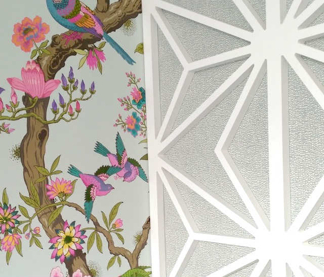 Celosía y papel pintado