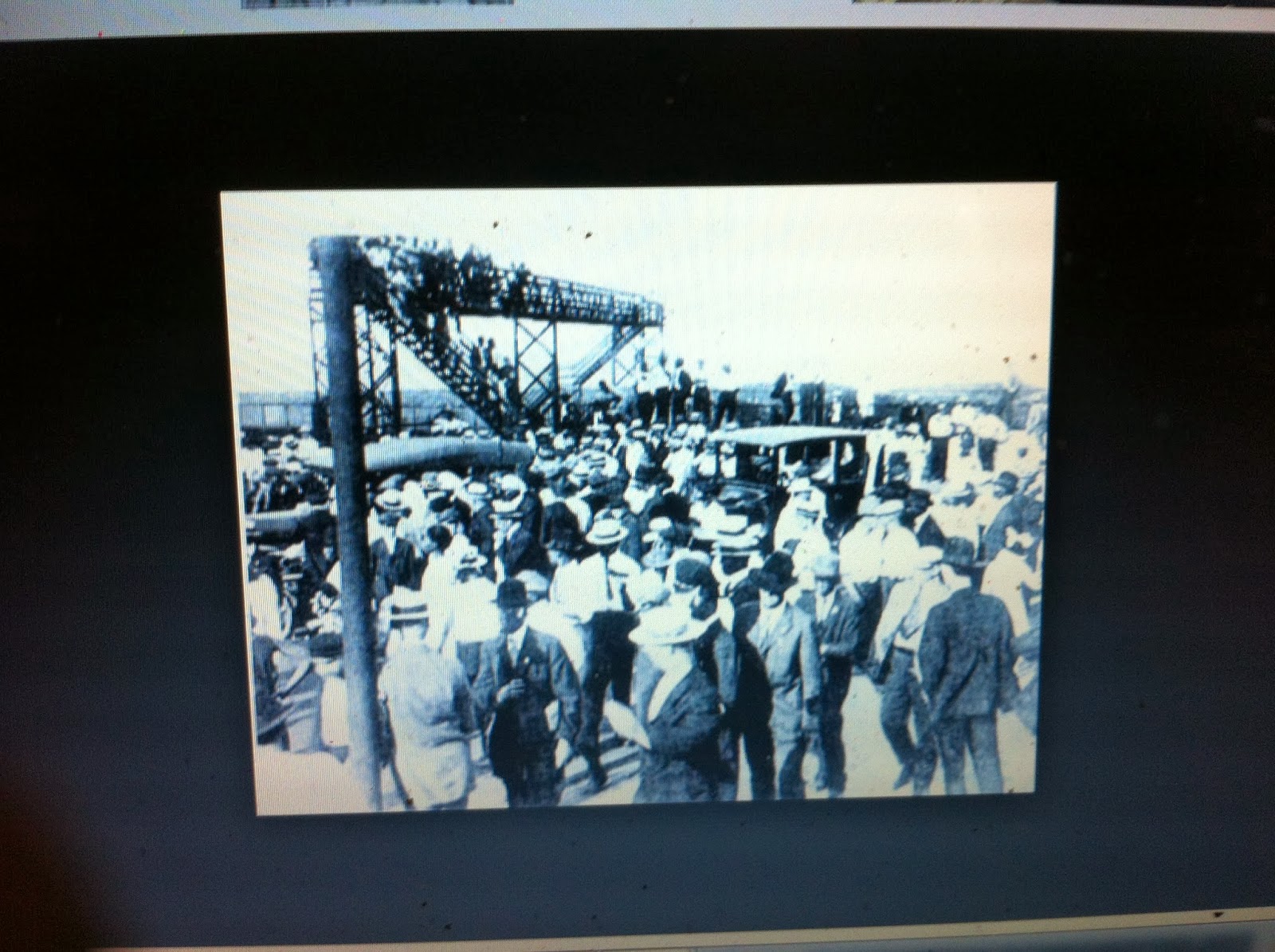 THE BLACK SOCIAL HISTORY:: BLACK SOCIAL HISTORY : 