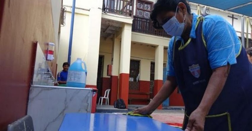 CORONAVIRUS 2020: MINEDU y Minsa intensifican trabajos de desinfección en colegios CORONAVIRUS 2020: MINEDU y Minsa intensifican trabajos de desinfección en colegios