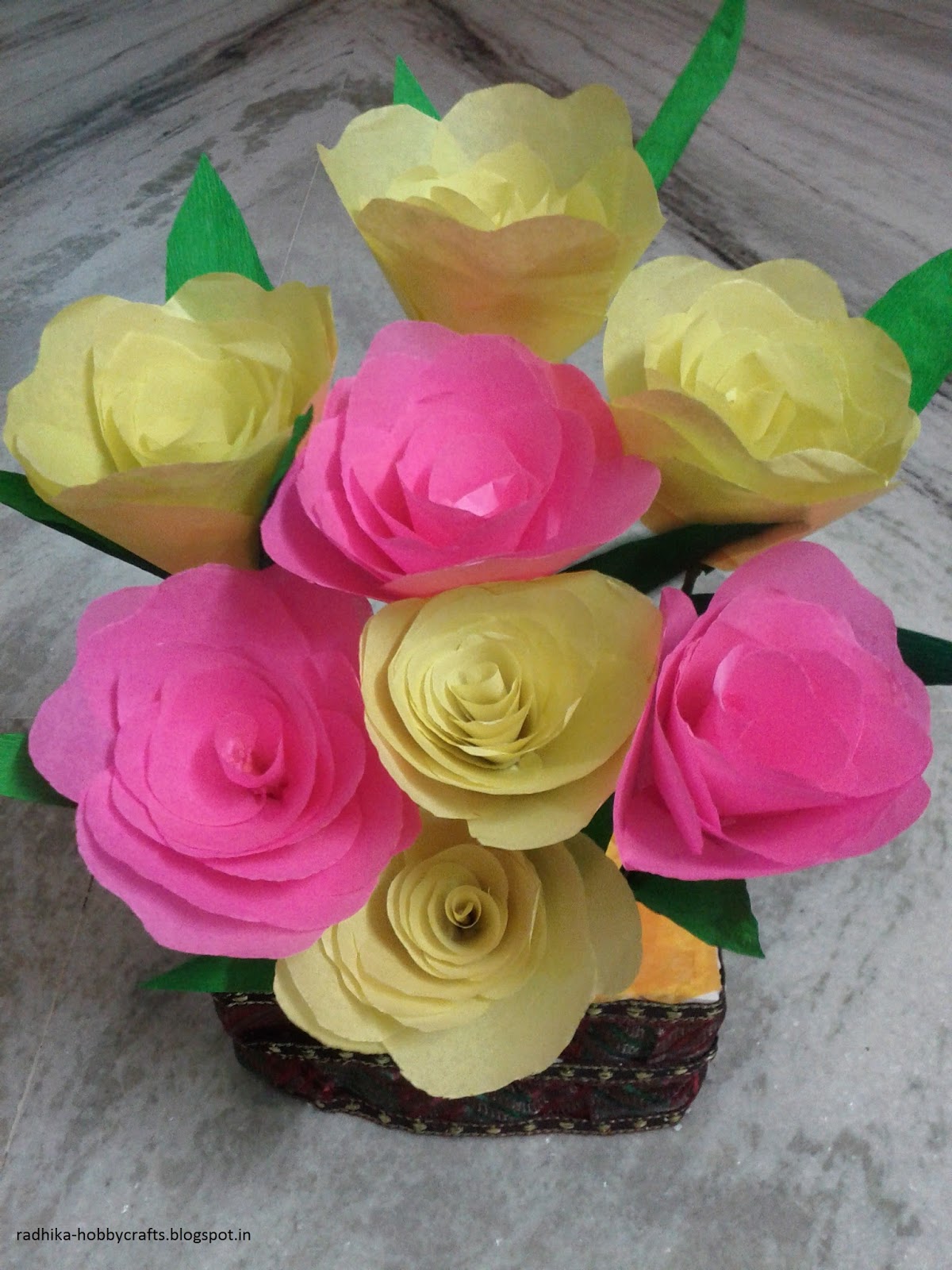 Hobby Crafts ) Tissue paper roses